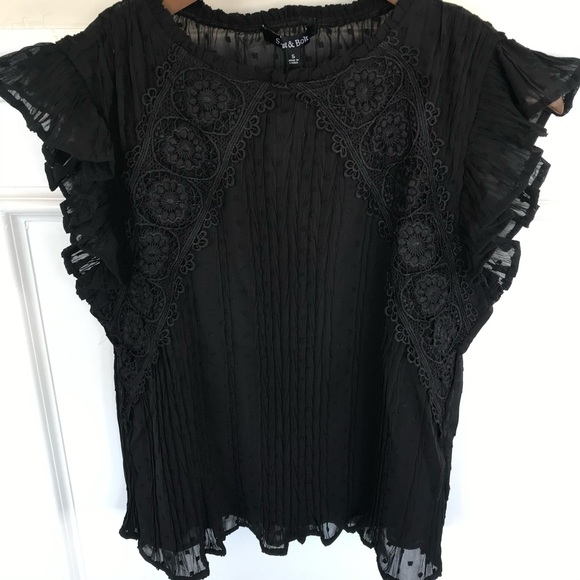 RELISTED Boho Lace Trimmed Top - Picture 8 of 11